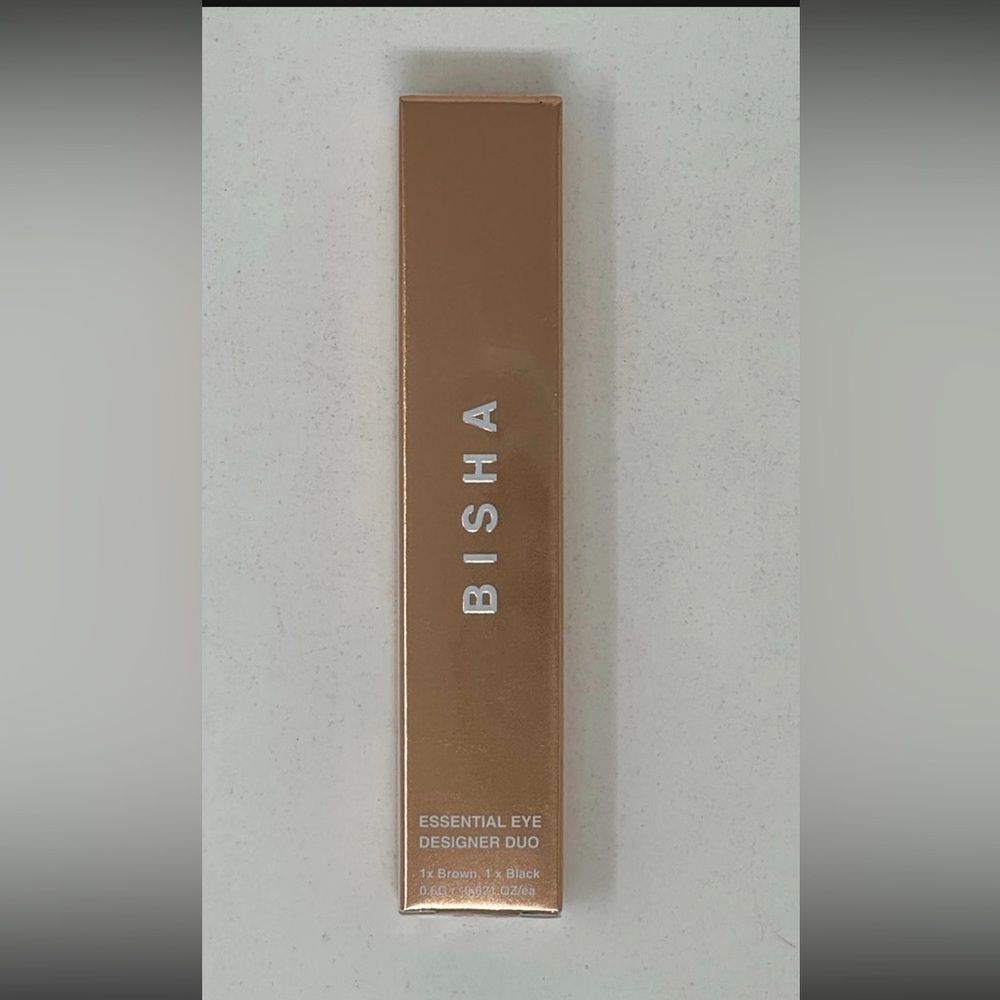 BISHA
Essential Eye Designer Duo Set in Downtown Black & Uptown Brown
